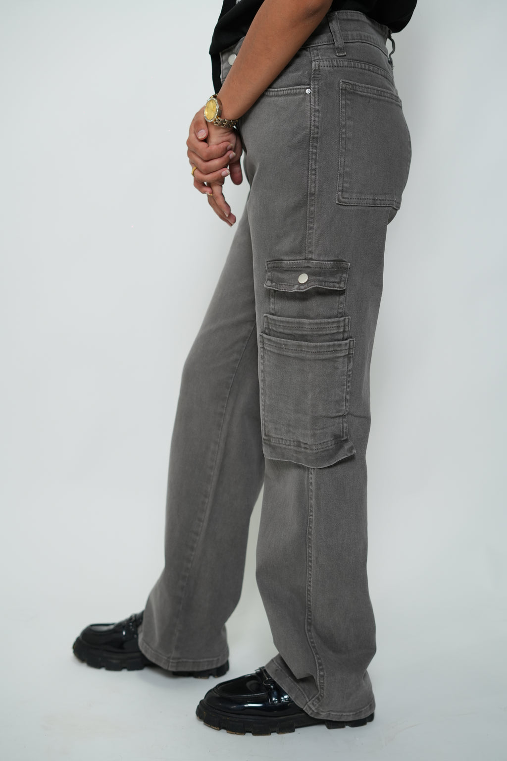 Straight Fit Six Pocket Cargo Style Jeans Gray