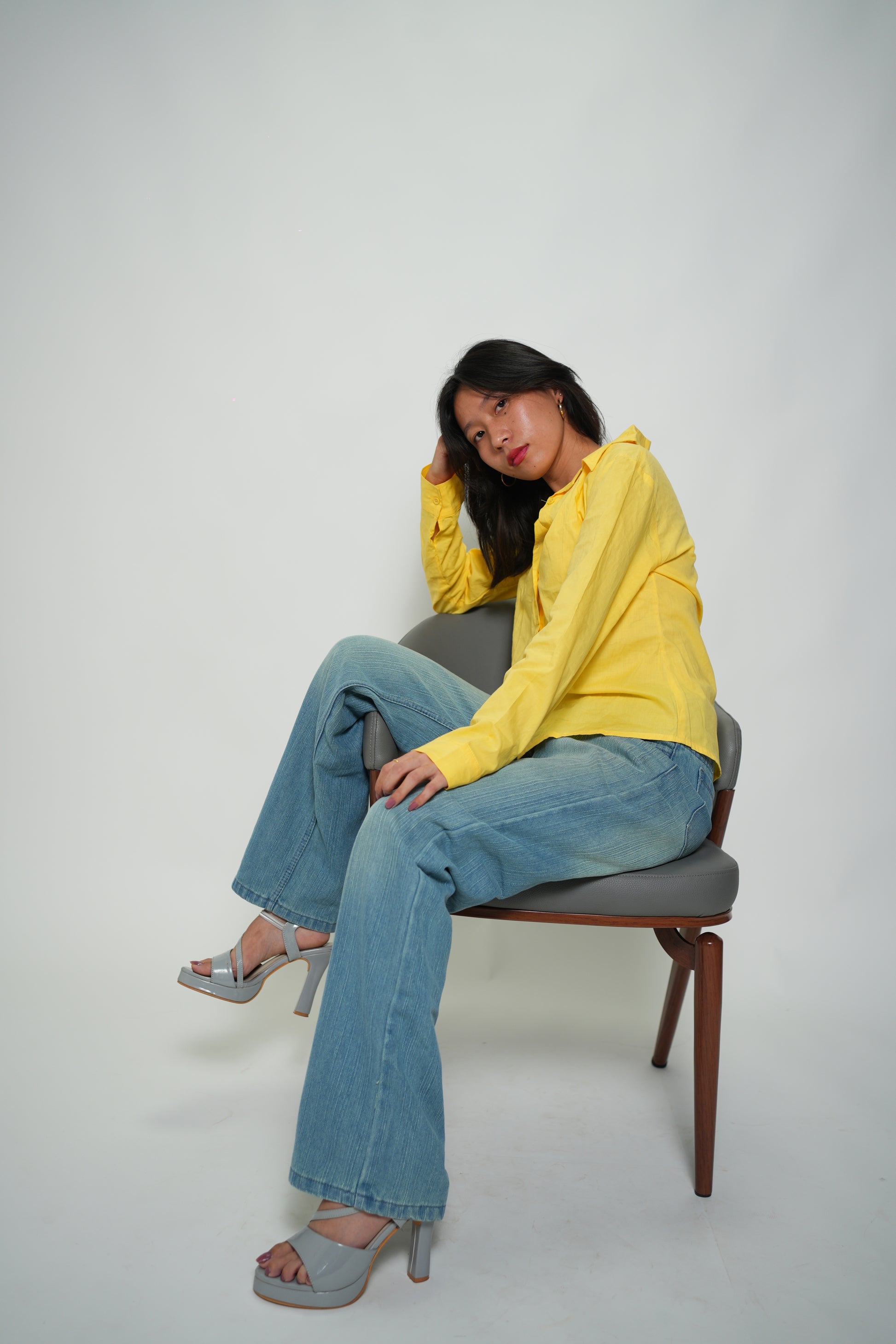 Straight Fit Mid-rise Jeans