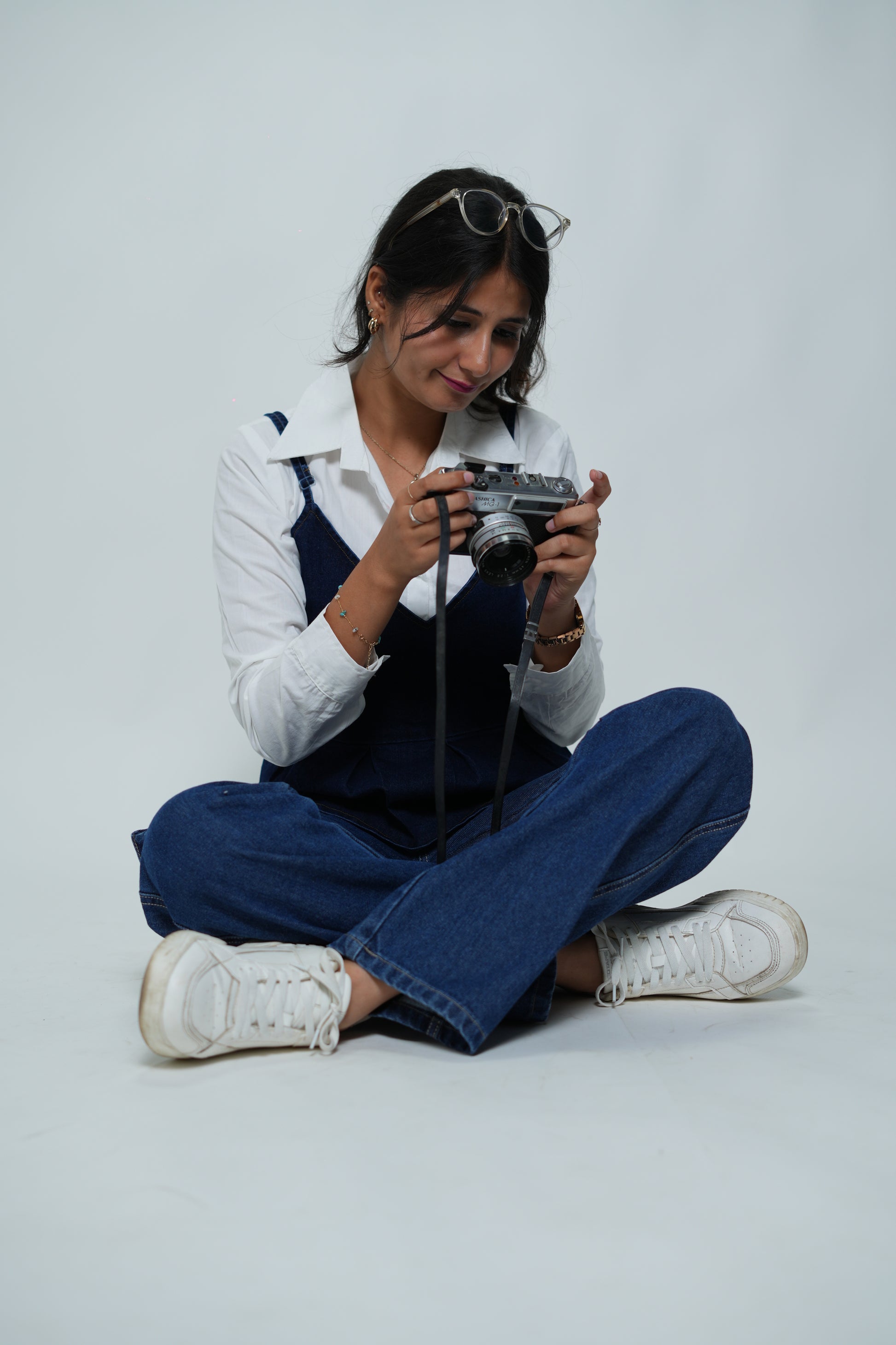 Straight Fit Cargo Jeans