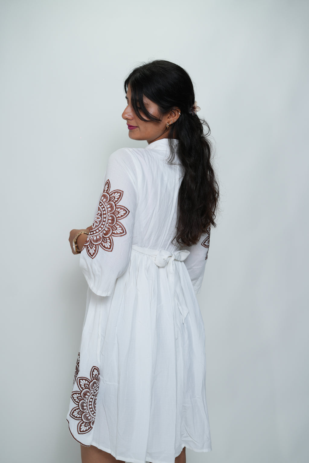 White Collar Neck Dress With Brown Embroidery