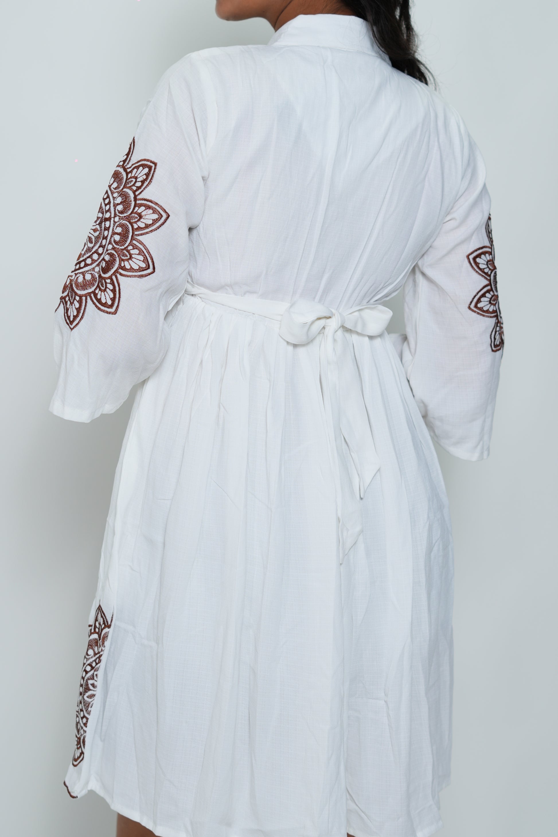 White Collar Neck Dress With Brown Embroidery