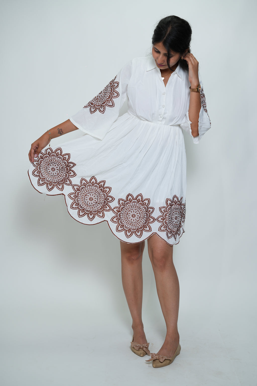 White Collar Neck Dress With Brown Embroidery