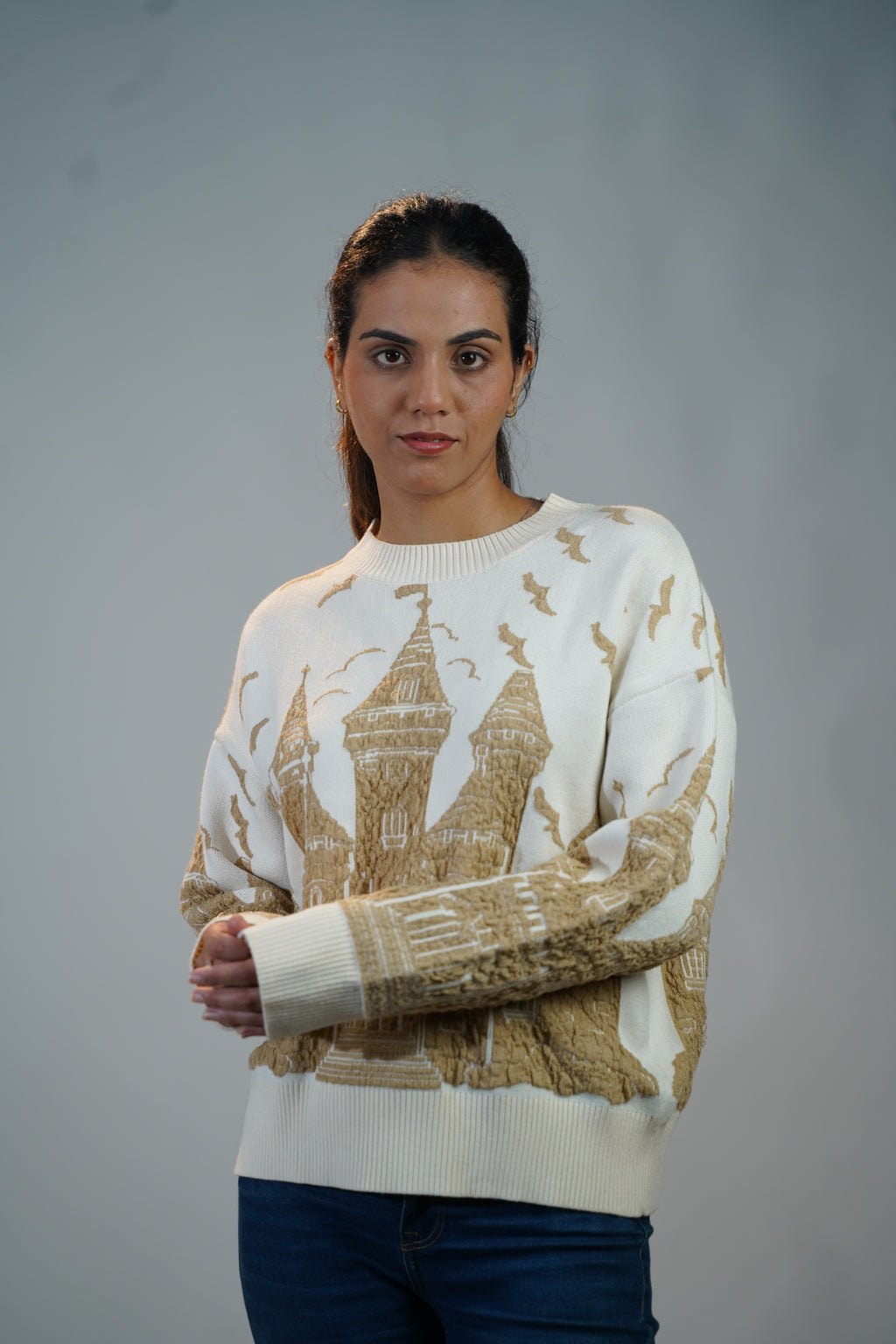 White Castle-Detail Sweater White