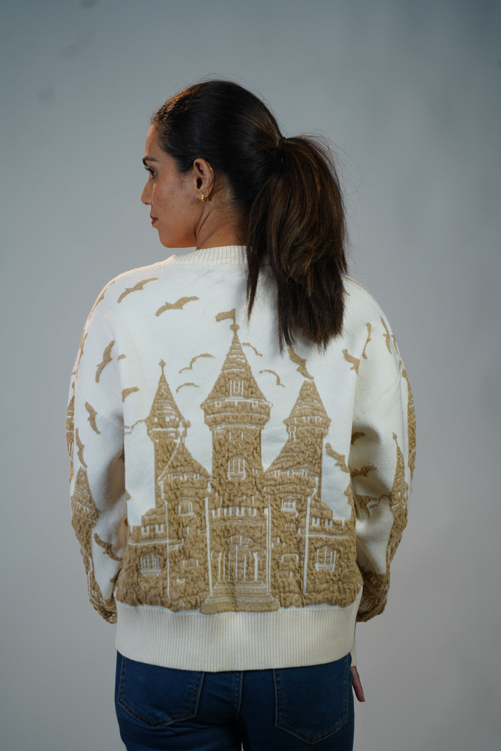 White Castle-Detail Sweater White