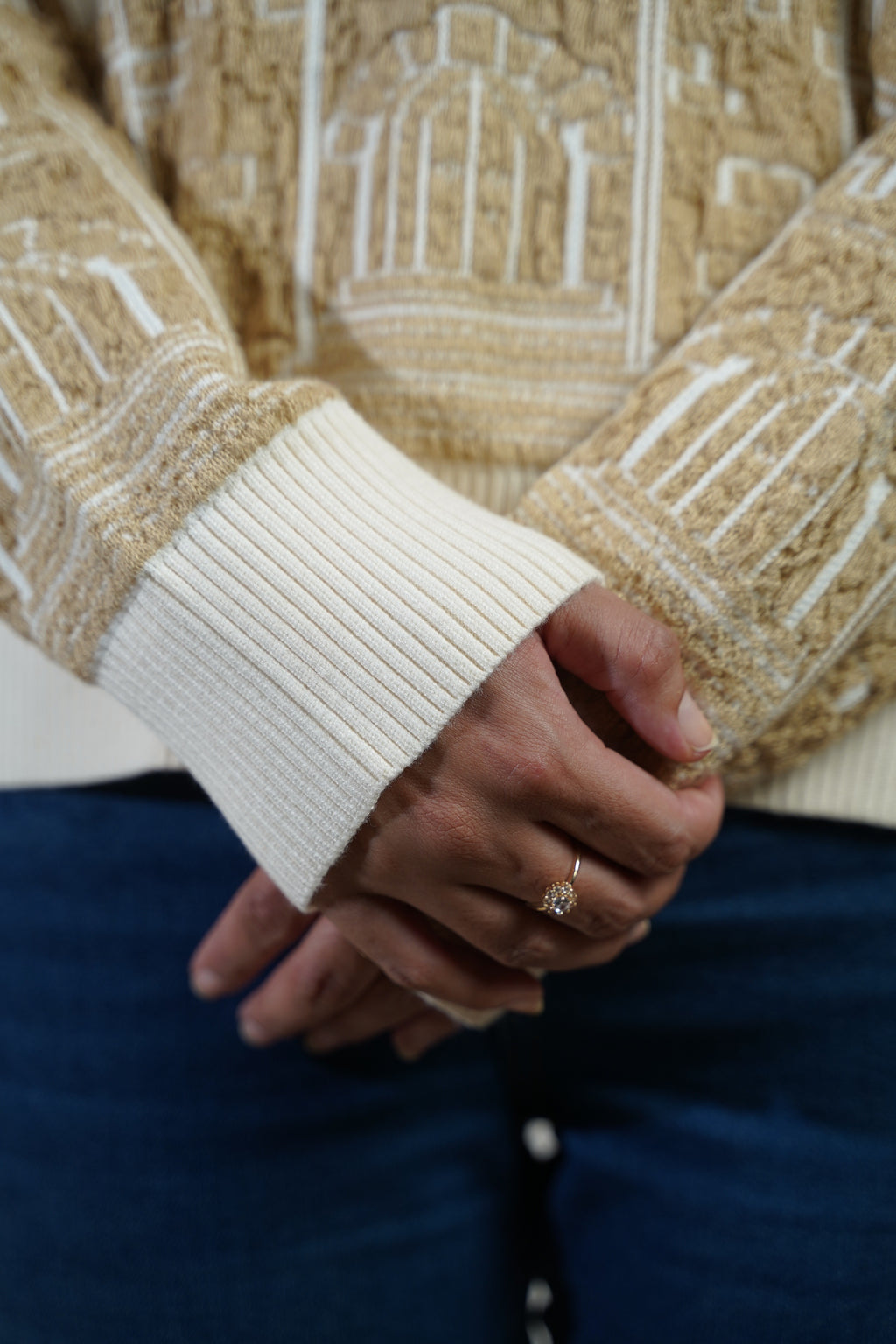 White Castle-Detail Sweater White