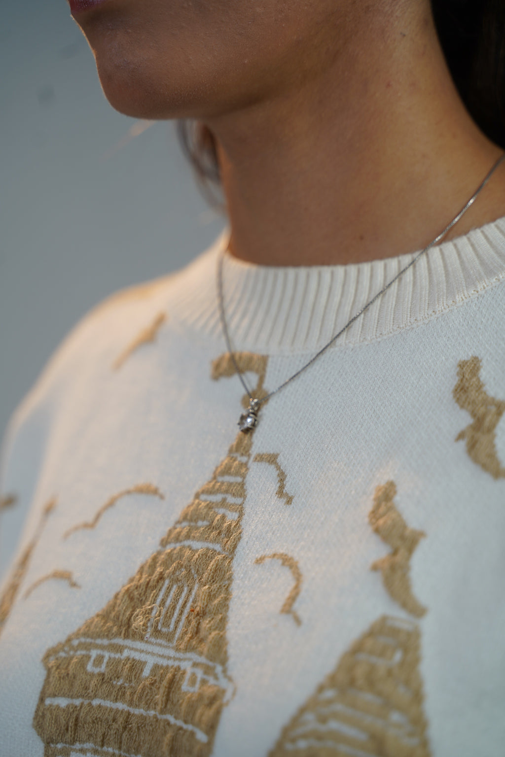 White Castle-Detail Sweater White