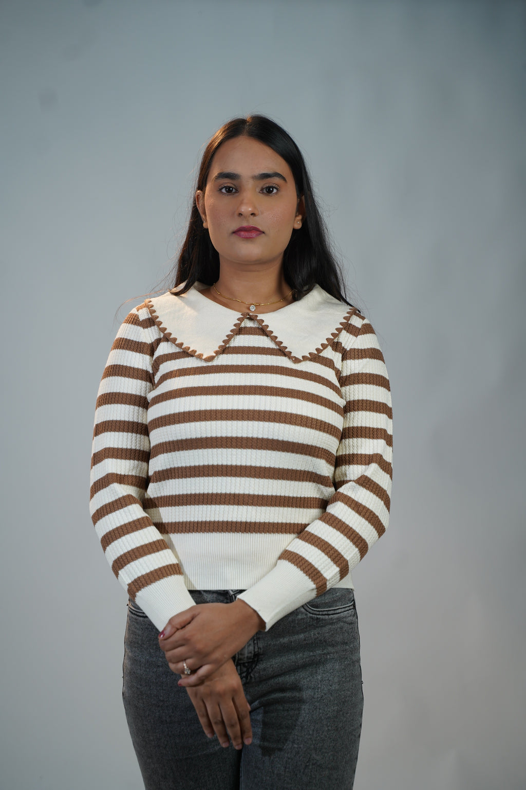 Korean-Style Two-Tone Top Brown