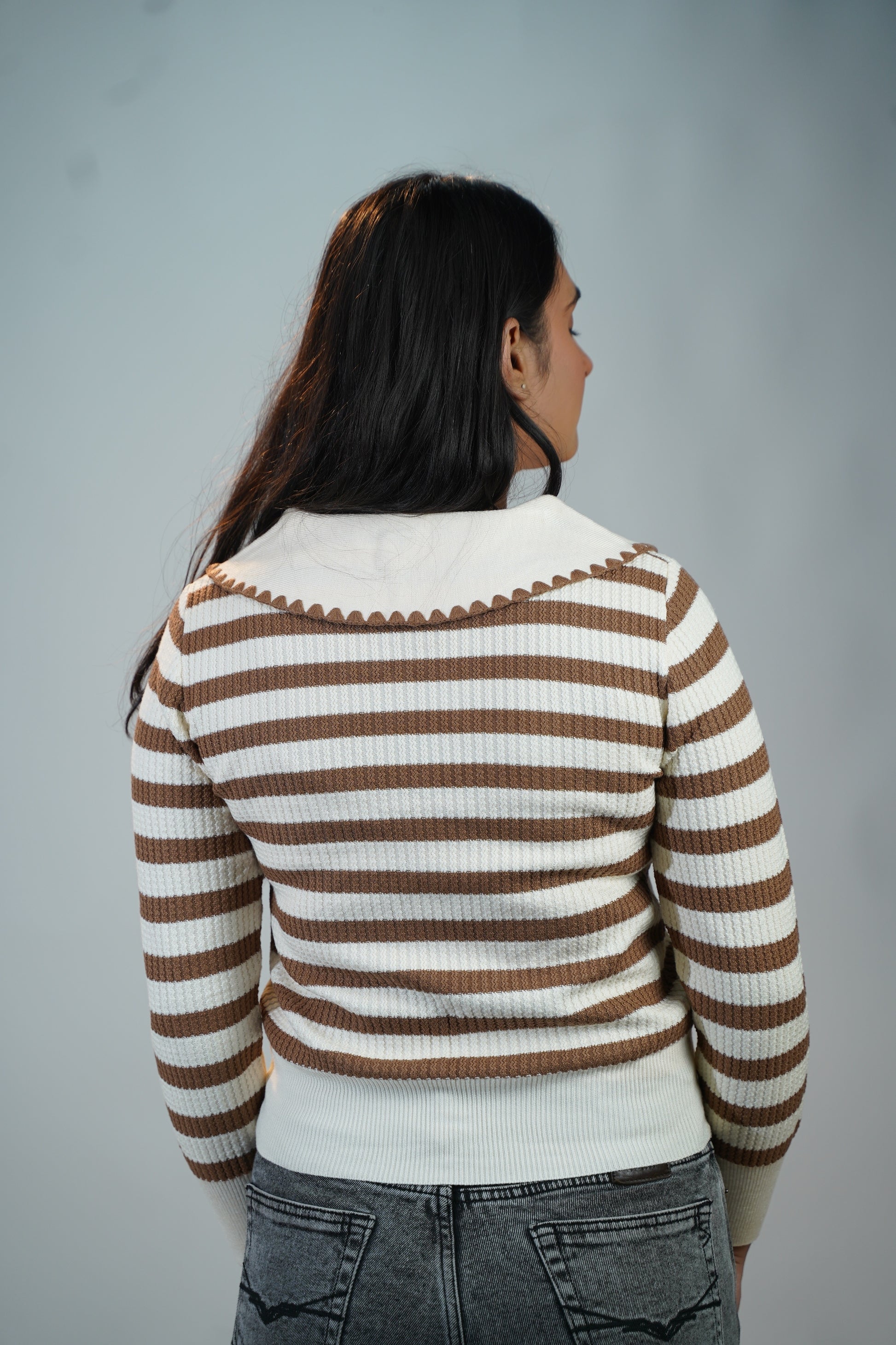Korean-Style Two-Tone Top Brown
