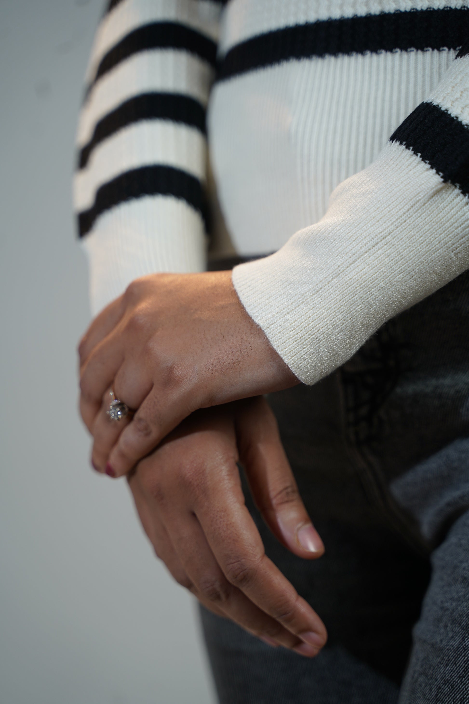 Korean-Style Two-Tone Top Black