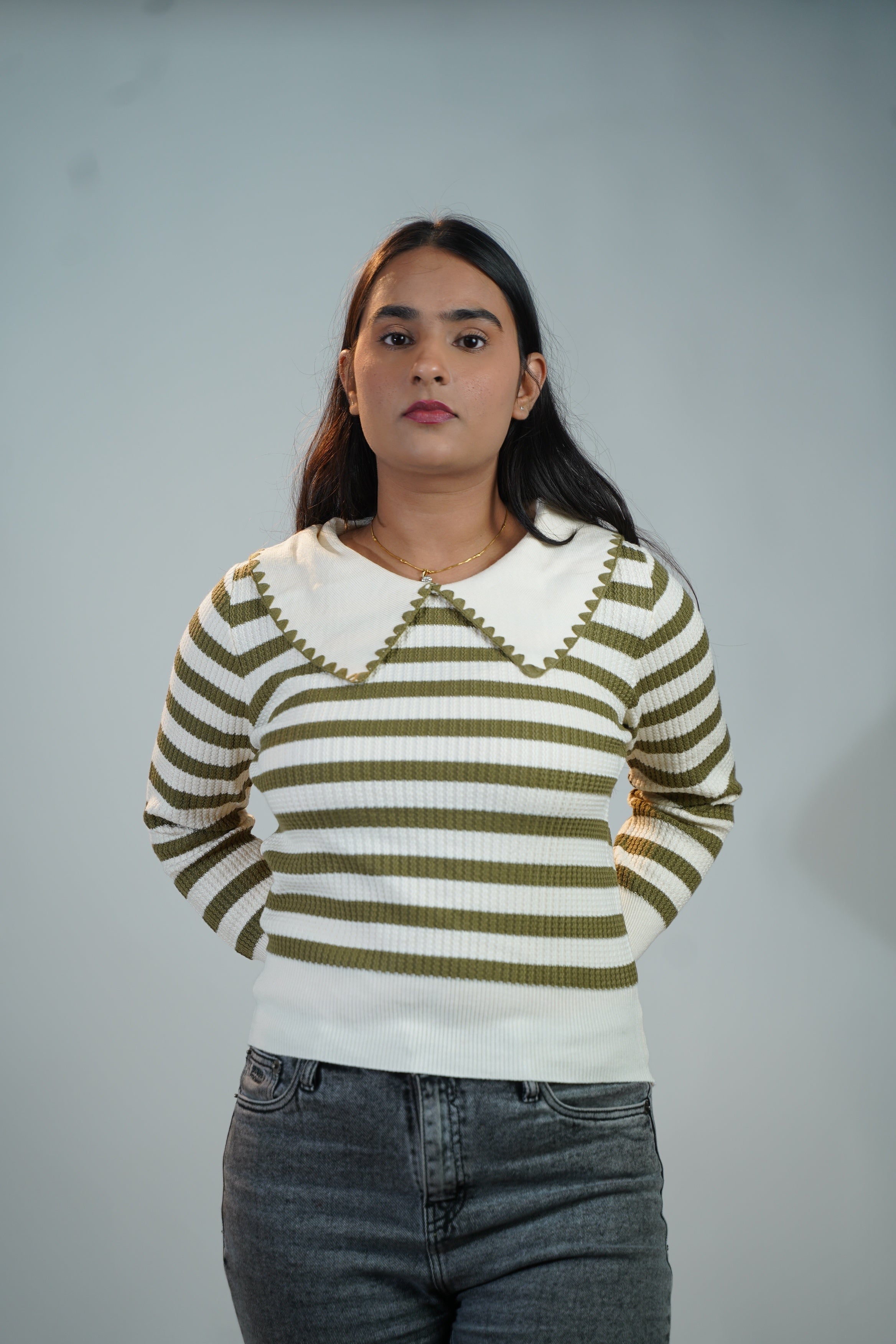 Korean-Style Two-Tone Top Green