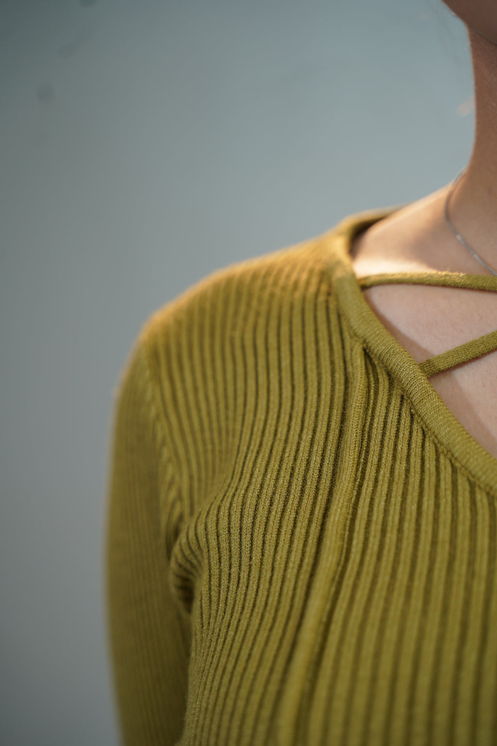 Criss-Cross Neck V-Hem Top Olive