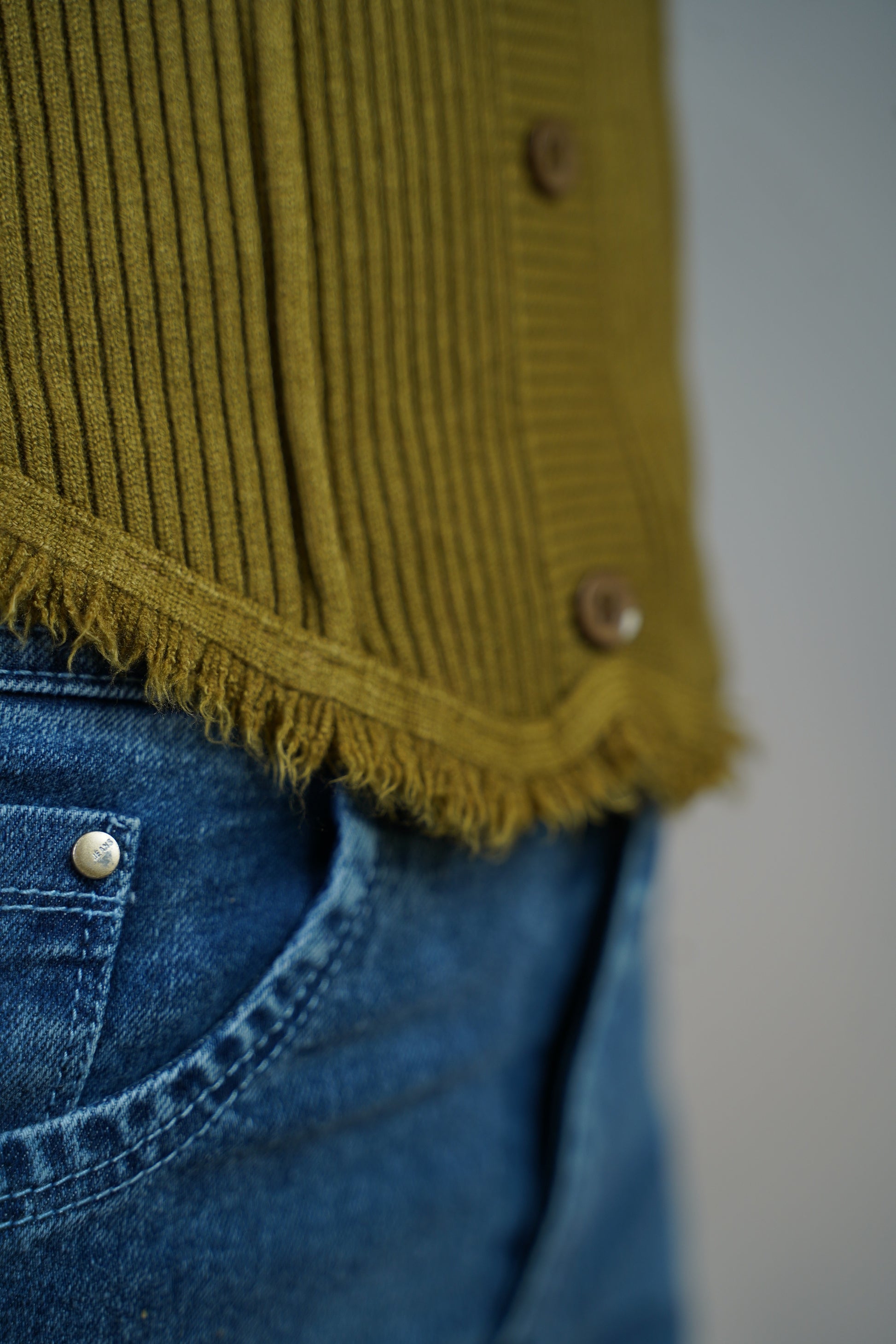 Criss-Cross Neck V-Hem Top Olive