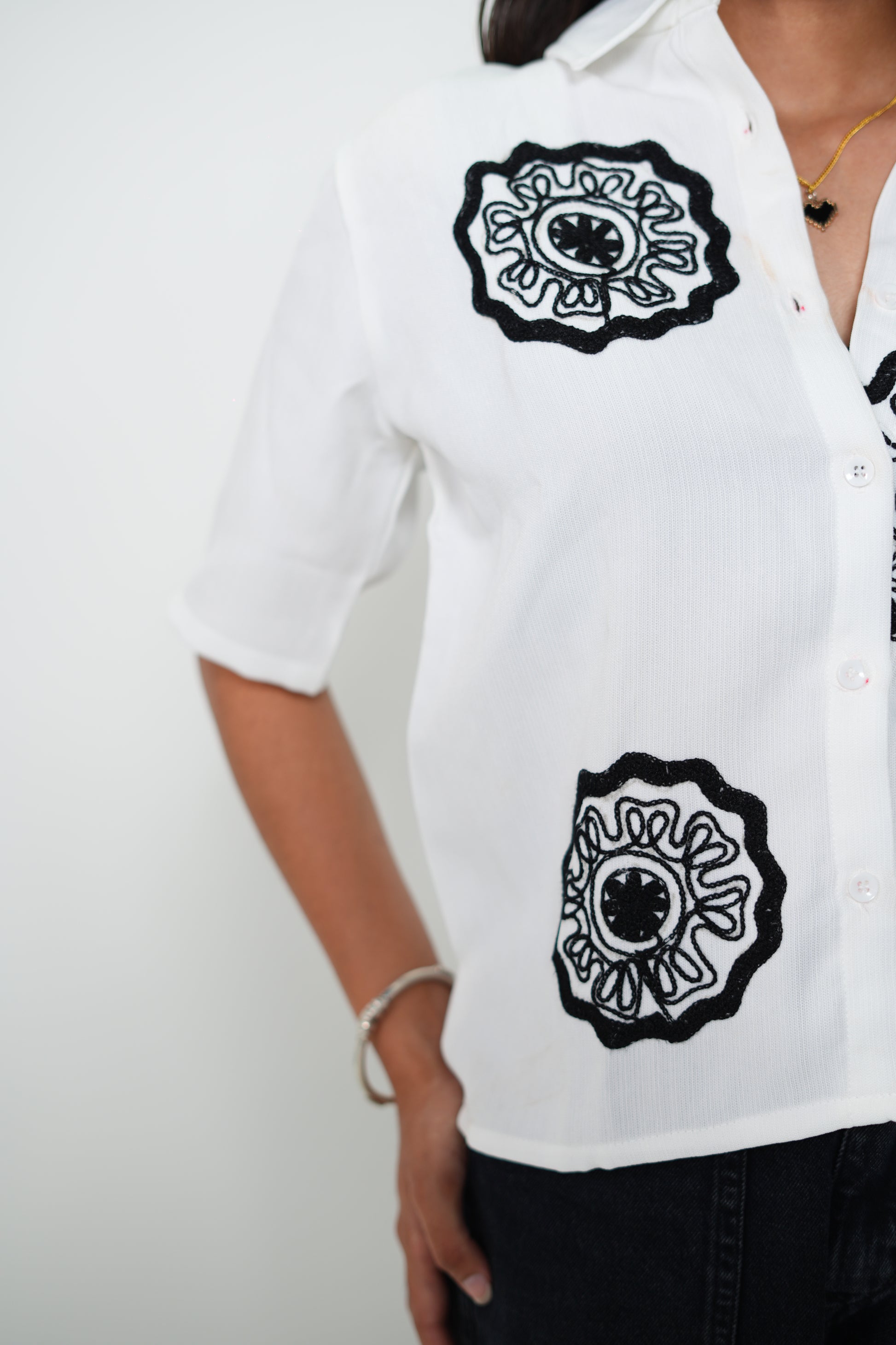 Crop Shirt With Embroidery White